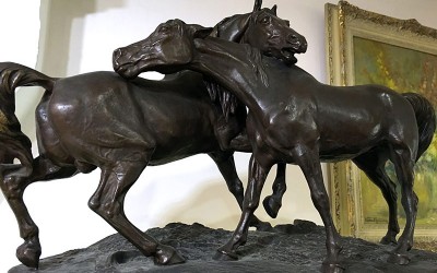 Zwei Pferde Figur aus Bronze im Kunstatelier Berlin